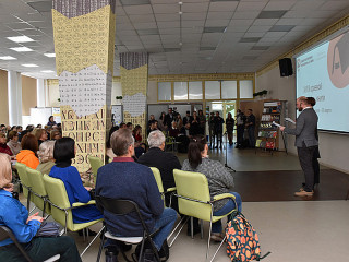 Более 600 изданий представили на масштабном книжном фестивале в Барнауле