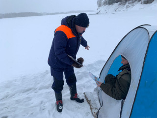 187 образовательных учреждений и 36 баз отдыха посетили спасатели в рамках этапа акции «Безопасный лед» в Алтайском крае