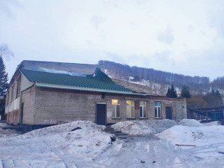 Губернатор Виктор Томенко: Кровлю школы в Алтайском районе восстановят в кратчайшие сроки