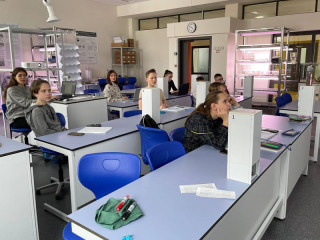 Алтайские школьники готовятся к Всероссийской олимпиаде по химии в Московском государственном университете