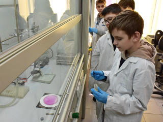 Школьников Алтайского края приглашают на бесплатное обучение в центр «Наследники Ползунова»