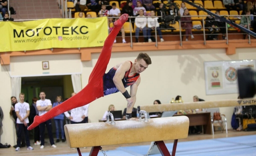 Гимнаст из Барнаула Сергей Найдин стал победителем международного турнира