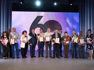 Единственный в России завод по производству сульфата натрия, расположенный в Алтайском крае, отметил 60-летие