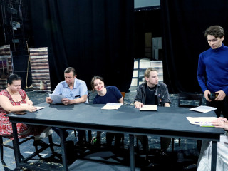 В Молодежном театре Алтая проводят творческую лабораторию «Жили-были…»