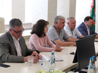 Делегация Алтайского края договорилась о расширении сотрудничества с белорусскими производителями сельхозтехники и молочного оборудования