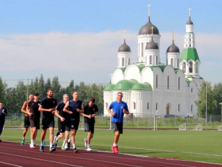Алтайские волейболисты готовятся к новому сезону