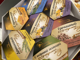 Более полутора тонн алтайского меда и сыра приобрели посетители Национального гастрономического фестиваля «Вкусы России»