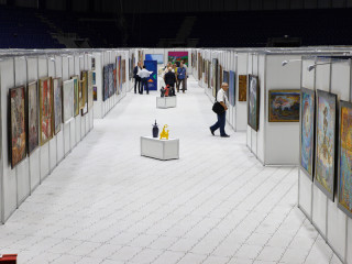 В рамках масштабной художественной выставки «Сибирь – XIII» в Барнауле проводят бесплатные мастер-классы и экскурсии