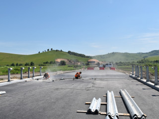 В Алтайском крае реконструируют два участка дороги в районе «Бирюзовой Катуни»