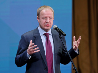 Губернатор Виктор Томенко поддержал инициативы «серебряных» волонтеров Алтайского края