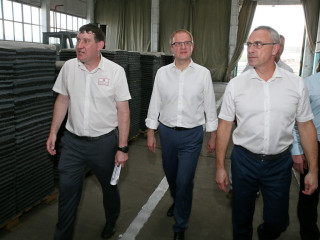 Губернатор Виктор Томенко посетил объекты РЖД и поблагодарил железнодорожников за вклад в развитие Алтайского края