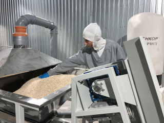 Алтайское предприятие по производству кормов для собак поставляет свою продукцию в 60 регионов России