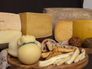 50 компаний представят продукцию на семейном гастрофестивале «Алтайские бренды. Из сердца Алтая»