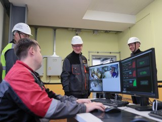 Губернатор Алтайского края Виктор Томенко оценил новую технологию переработки полиметаллической руды на Рубцовской обогатительной фабрике