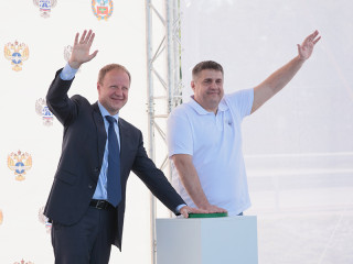 Губернатор Алтайского края Виктор Томенко и руководитель Росавтодора Роман Новиков открыли движение по двум модернизированным участкам Чуйского тракта