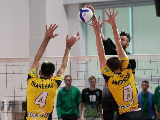 Алтайские волейболисты с победы начали предварительный этап Кубка России