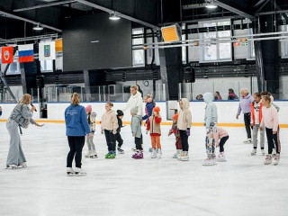 Более 100 жителей алтайского наукограда стали участниками ледового праздника