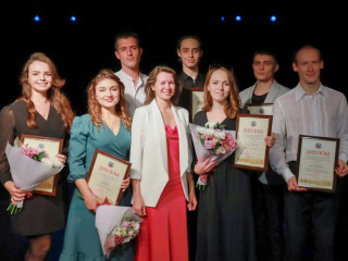 Молодые алтайские артисты удостоены Губернаторских премий имени Валерия Золотухина в области театрального искусства