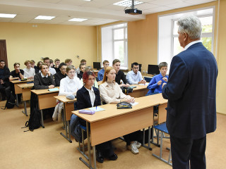 В Барнауле открыли инженерно-строительный класс на базе школы