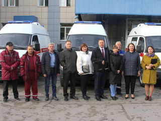 Медицинские учреждения Алтайского края получили пять новых машин скорой помощи