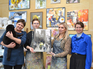 Благодаря акции «Елка желаний» исполняются мечты детей из Алтайского края и Луганской Народной Республики