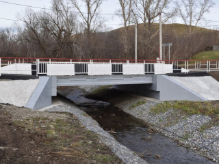 43 миллиона рублей направили на строительство нового моста в Чарышском районе Алтайского края