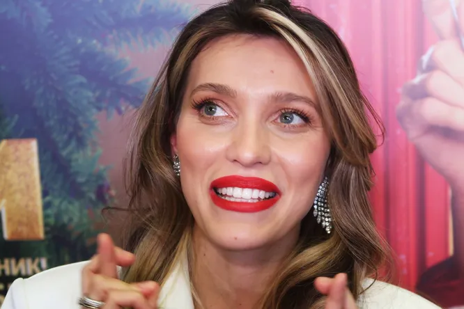 «Мне помогла хитрость!» Ведущей «Новой Фабрики звезд» на ТНТ станет Регина Тодоренко