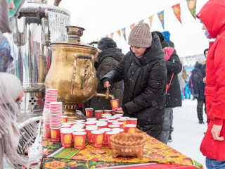 10 тысяч блинов планируют испечь на «Сибирской Масленице» в Алтайском крае
