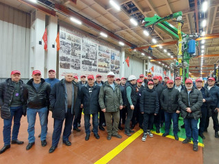 Сотрудничество Алтайского края и Петербургского тракторного завода будет продолжено