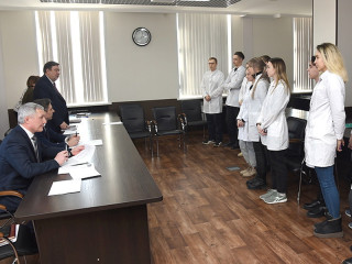 В Алтайском государственном медуниверситете прошло первое распределение выпускников, обучающихся по целевым направлениям