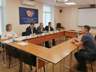 В Алтайском крае начались собеседования с кандидатами на участие в Губернаторской программе переподготовки инженерных кадров