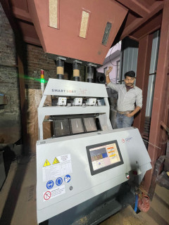 Первый фотосепаратор алтайской компании «СиСорт» начал работать в Индии