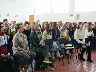 Более 100 участников собрала «Школа словесности» в Алтайском крае