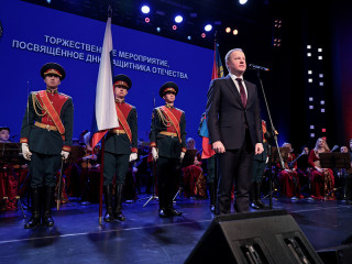 Губернатор Алтайского края Виктор Томенко: Подвиги наших земляков в зоне СВО придают особое звучание Дню защитника Отечества