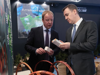 Губернатор Виктор Томенко: Ежегодно на объектах сельского туризма в Алтайском крае отдыхают порядка 100 тысяч человек