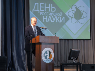 Лучшие ученые и научные коллективы Алтайского государственного аграрного университета удостоены памятного знака «Зерно познания»