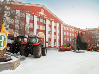 Более 500 сельхозтоваропроизводителей Алтайского края приняли участие в совещании, посвященном актуальным вопросам отрасли