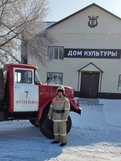 Огнеборцы проверяют безопасность избирательных участков Алтайского края