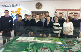 Участники Фестиваля профессий побывали на одном из ведущих промышленных предприятий Алтайского края