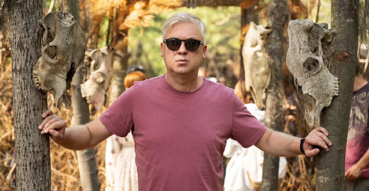 Шутки в сторону: ТНТ представляет первый продюсерский проект Сергея Светлакова после возвращения