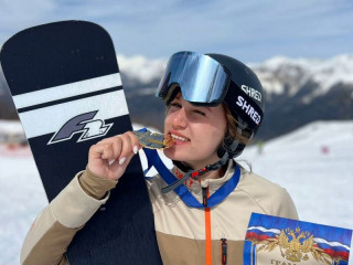Алтайская спортсменка выиграла финал в параллельном слаломе-гиганте на Кубке России