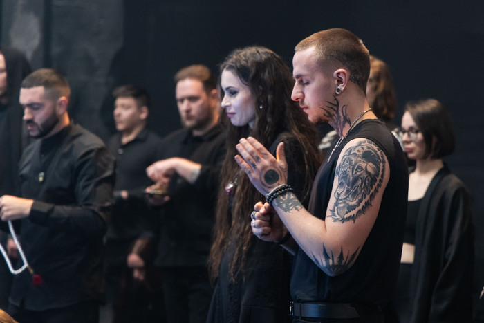 «У кого что болит, тот о том и говорит» Марат Башаров признался, что ему не важна тема алкоголя в новом выпуске шоу «Новая Битва экстрасенсов» на ТНТ