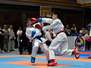 Более 600 спортсменов из 4 регионов объединил турнир по карате «Кубок Победы» в Барнауле