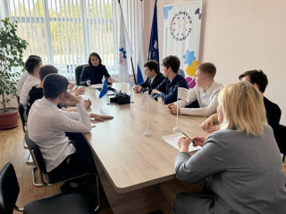 Алтайские студенты получили гарантированное трудоустройство на крупнейшем предприятии машиностроительной отрасли Барнаула