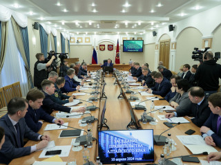 В Алтайском крае обсудили готовность к пожароопасному сезону