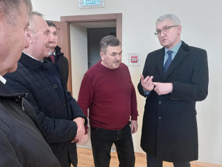 Виталий Снесарь высоко оценил работу Родинского района по формированию бюджета объемом более 1 миллиарда рублей