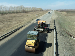 На федеральных трассах Алтайского края устранили более 13,5 тысячи квадратных метров повреждений
