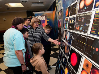 Творческая мастерская, фильмы, презентация и наблюдение Солнца – в Барнауле отметили День космонавтики