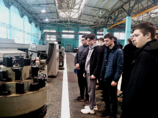 14 профтуров для молодежи представили в рамках Всероссийской ярмарки вакансий в Барнауле