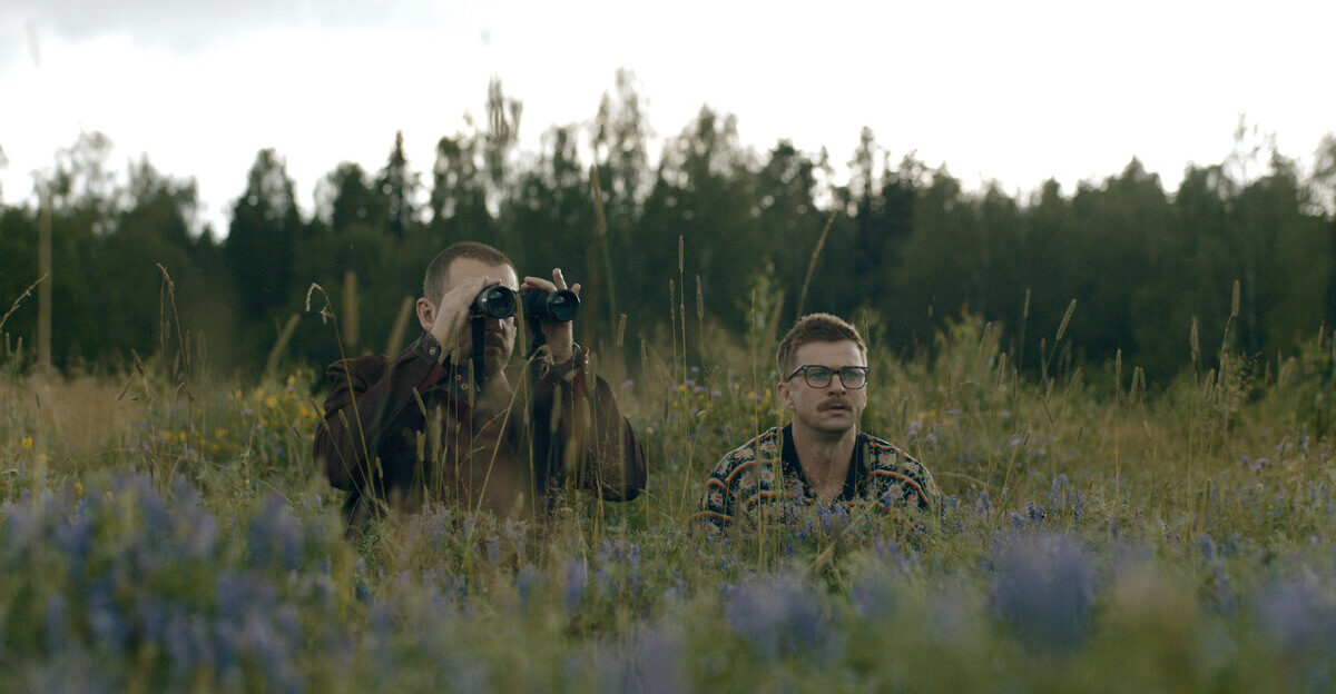 Денис Шведов ловит суперзлодеев: телеканал ТНТ покажет шпионскую комедию «Красный 5»